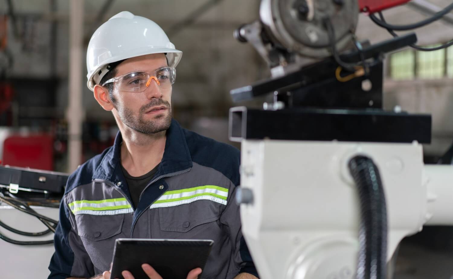 AI-assisted machine monitoring and operation in the industry AI-assisted machine monitoring and operation in the industry